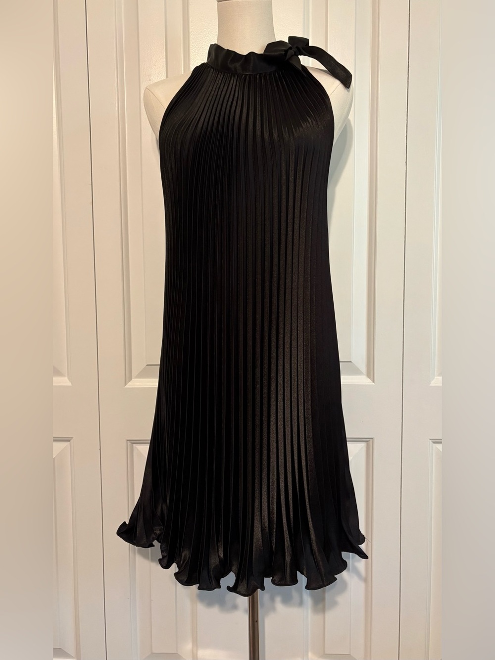 SONIA, Black Pleated Halter-Neck Midi Dress with Bow at Neck
